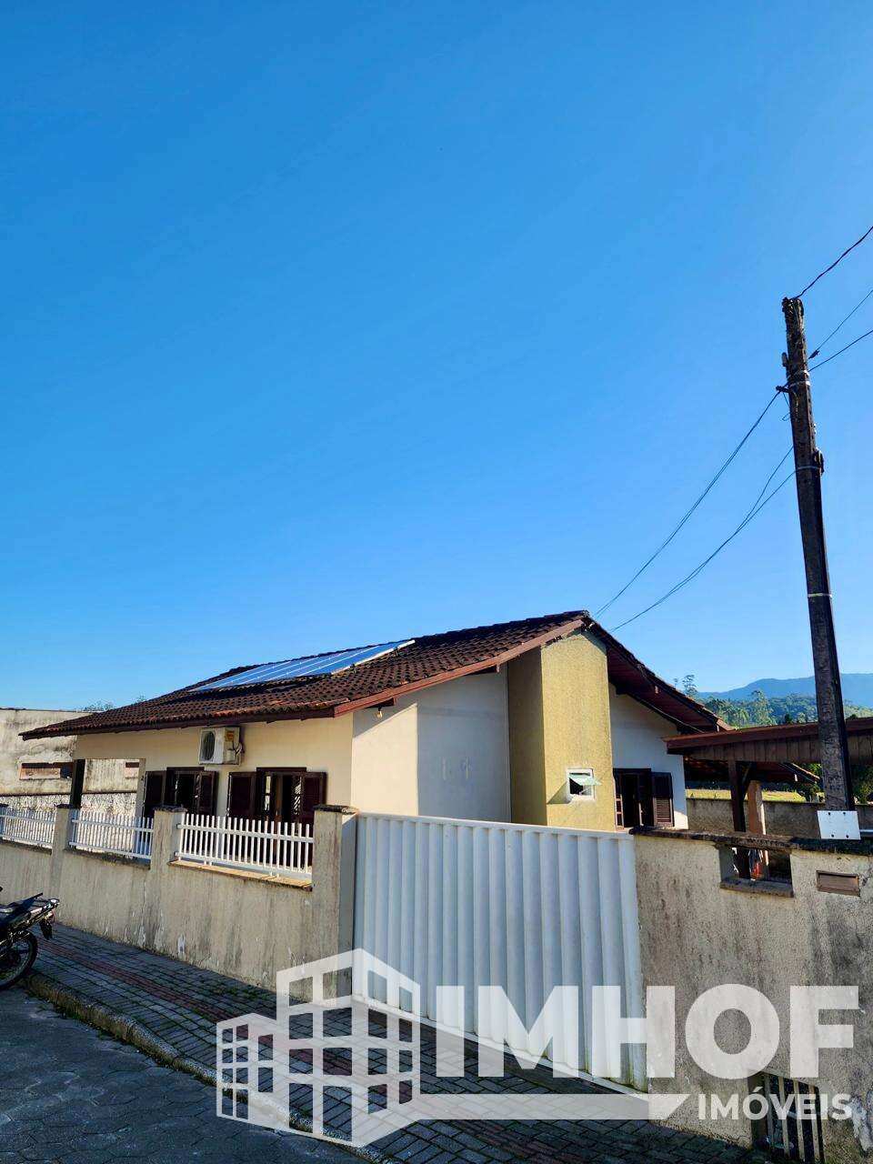 Casa à venda em Guabiruba, Pomerânea, com 3 quartos