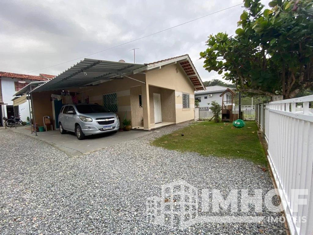 Casa à venda em Brusque, 1 de maio, com 3 quartos, 125m²