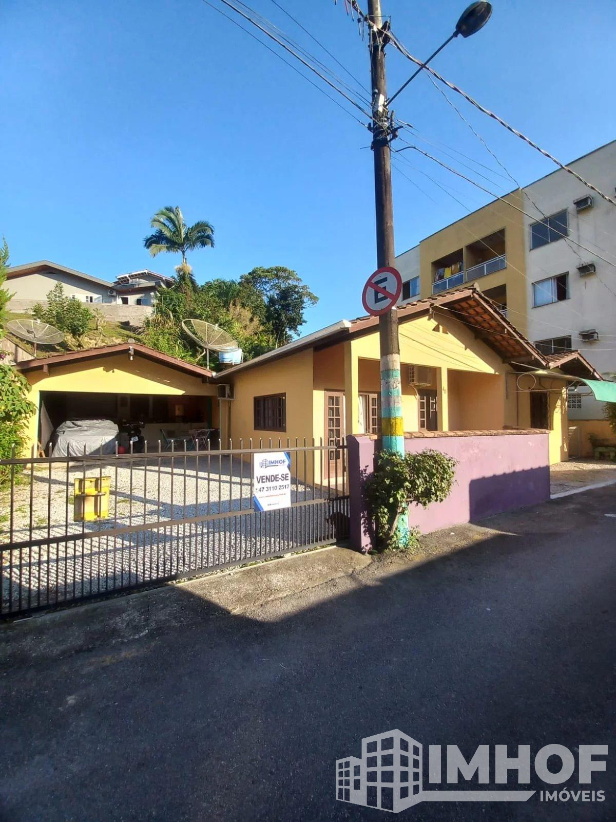Casa com 4 quartos, à venda em Brusque, São Luiz